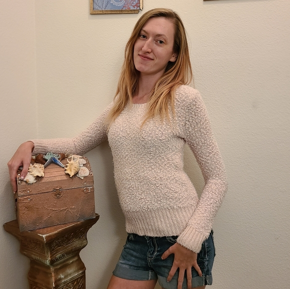 Almost  Famous  Pretty In Pink Sweater 💗 - Picture 2 of 6